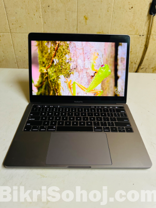 macbook pro 2018